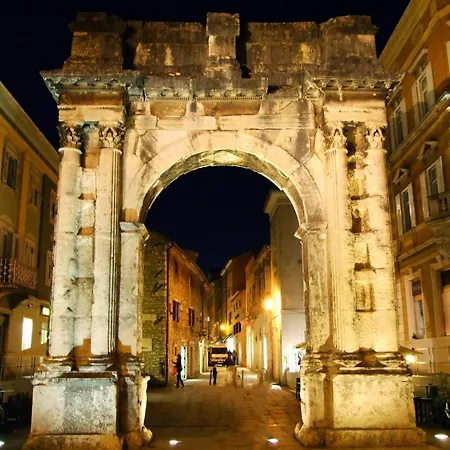 Apartment With A - C In Istrien 55187 Pula